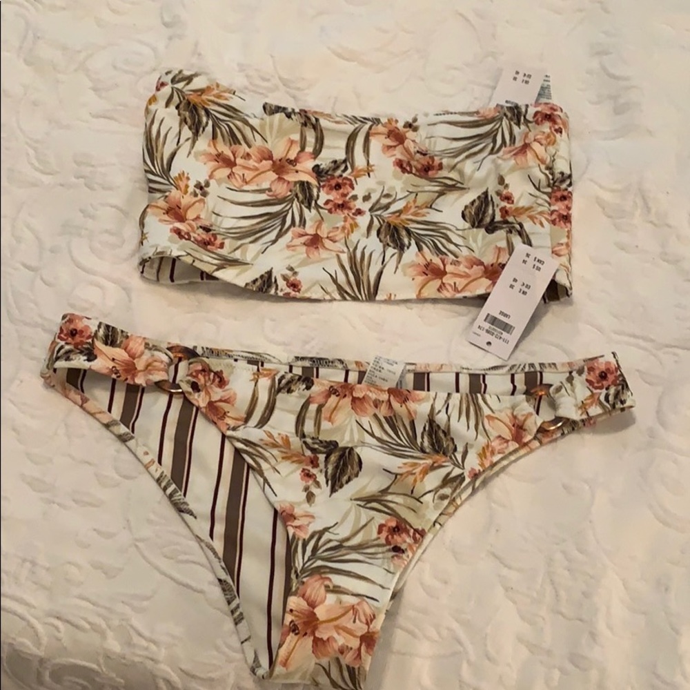 New swimsuit!!!